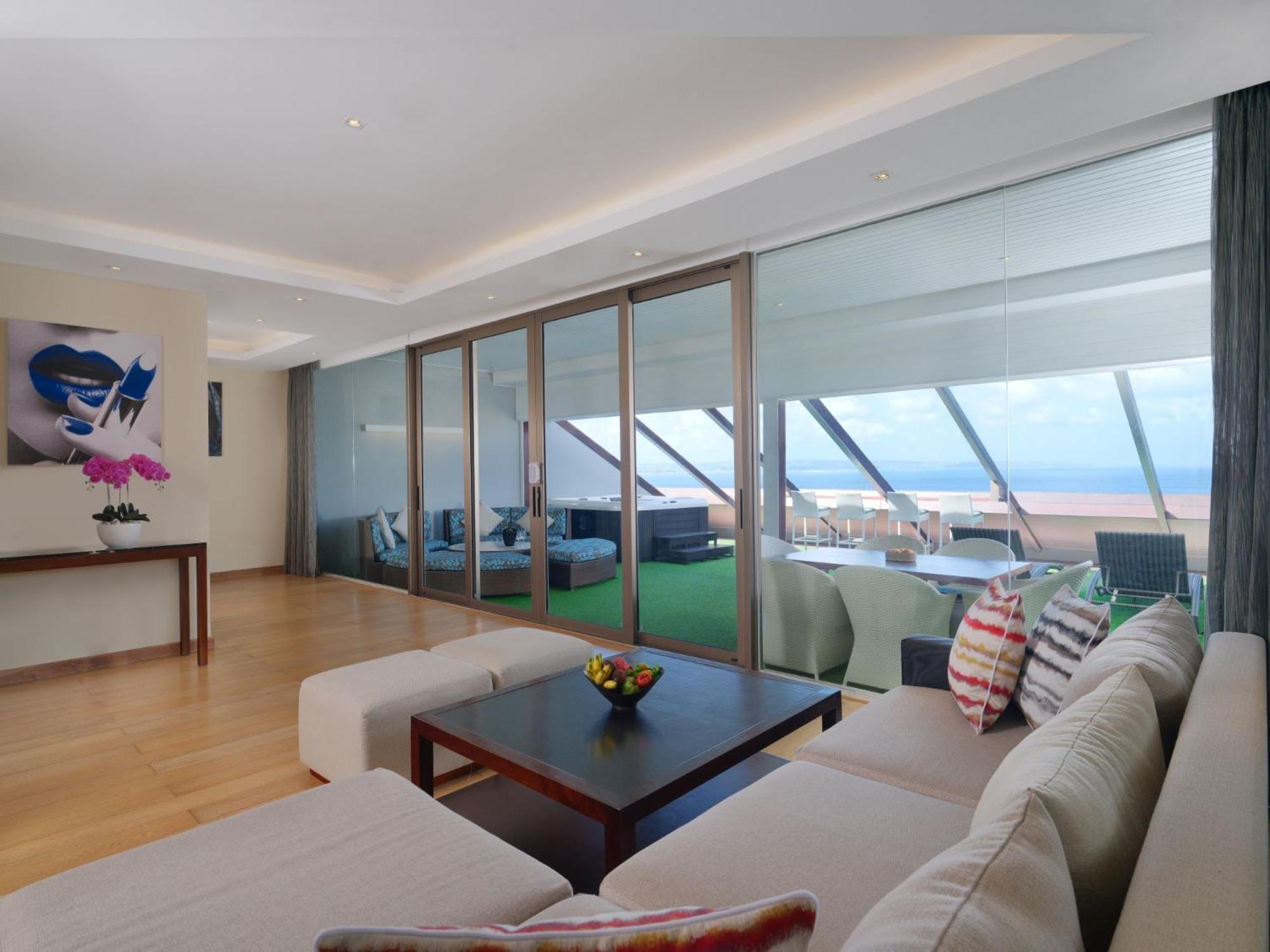 Double - Six, Luxury Hotel - Seminyak Εξωτερικό φωτογραφία Sky Suite