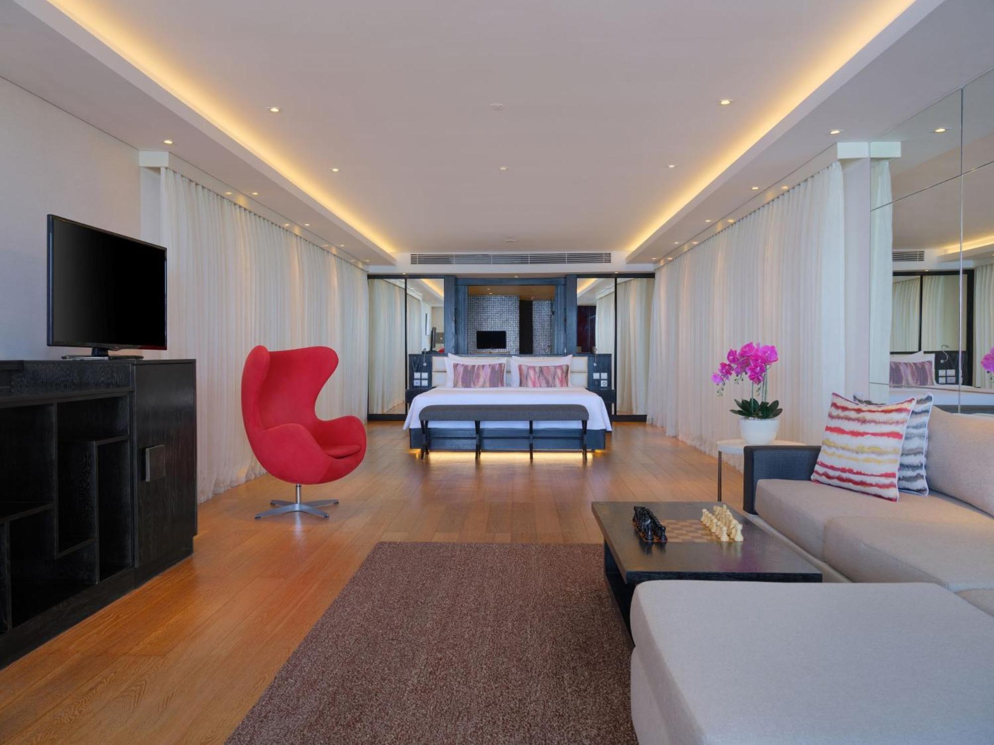 Double - Six, Luxury Hotel - Seminyak Εξωτερικό φωτογραφία A suite at the hotel