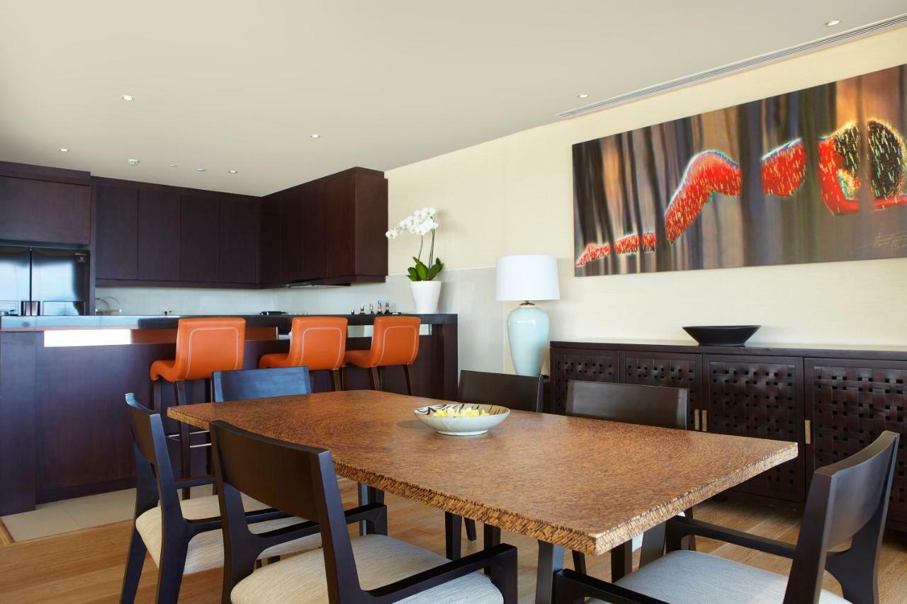 Double - Six, Luxury Hotel - Seminyak Εξωτερικό φωτογραφία A kitchen in a private residence at The Ritz-Carlton, Maldives, Fari Resort